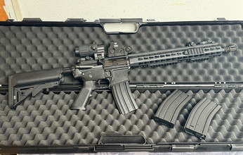 Image pour M4 A1 Long Barrel Full Metal Inclusief accessoires