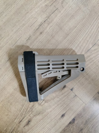 Afbeelding 2 van M4 stock