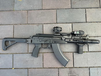 Afbeelding 5 van Tokyo Marui AKX GBBR with 5 Magazines