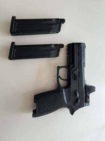 Image 2 pour Sig Sauer M18 + RMR + mag