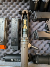 Bild für Aap-01 FDE met toebehoren