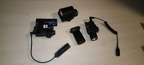 Image for Peq box, lamp, stock, handguard, barrel, mags,