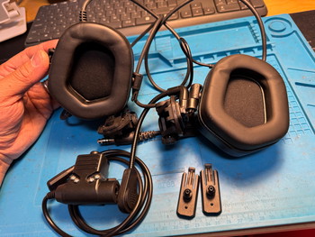 Imagen 3 de Tactische headset met actieve gehoorbescherming + PTT NIEUW