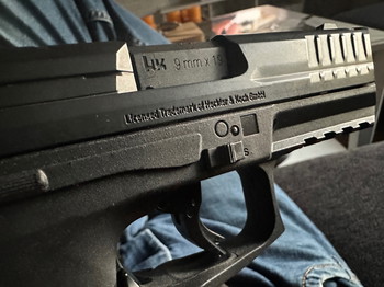 Image 2 pour HK VP9 Blowback Pistole CO2 Komplettset