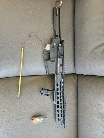 Imagen 3 de G&G predator aeg
