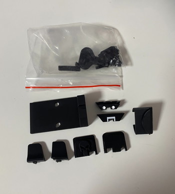 Image 3 for VFC Glock 19 - Gen. 3 F-Mark (G19) - Glock 17 / 45 Magazines + RMR + Accessories