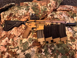Afbeelding van E&C SMR16 7 CQB GEN.4 S-AEG  Top Zustand + Tuning + viel Zubehör