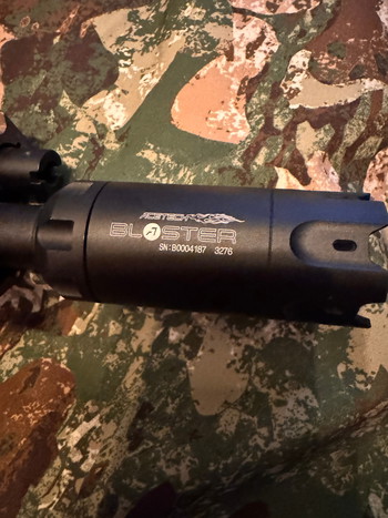 Afbeelding 3 van E&C SMR16 7 CQB GEN.4 S-AEG  Top Zustand + Tuning + viel Zubehör