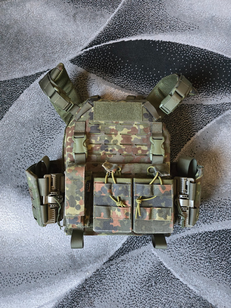 Image 1 pour Plattenträger Flecktarn