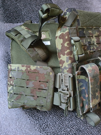 Image 5 pour Plattenträger Flecktarn