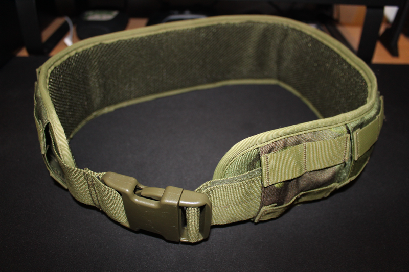 Afbeelding 1 van 8Fields Cordura Padded Molle Combat Belt maat M Medium Multicam Tropic