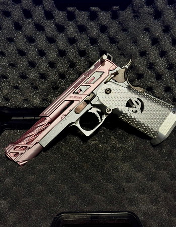 Afbeelding 2 van ℹ️Hi-Capa 5.1 Custom Pink, Red or Purple GIFT BRIEFCASE HPA Speedsoft