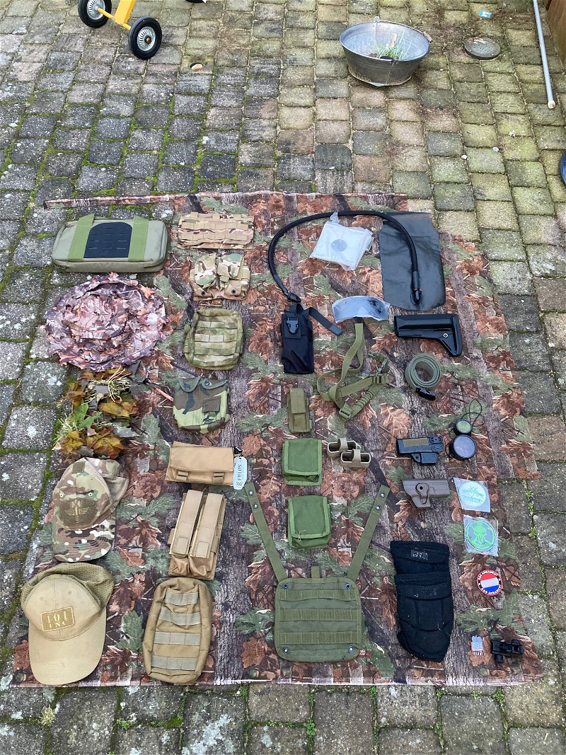 Image 1 for Airsoft items