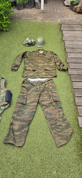 Image 4 for Servische kit, Serbian green tigerstripe. (Surplus uit Servië)
