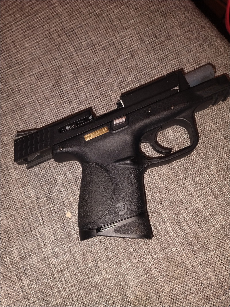 Image 1 for M&p 9 Compact