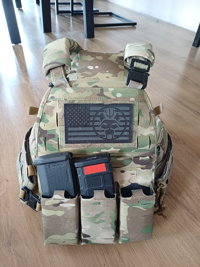 Imagen 1 de Ferro Concepts V5 (replica) plate carrier + granaat backpannel