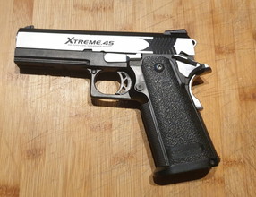 Afbeelding van Tokyo Marui Extreme.45 met extended mag