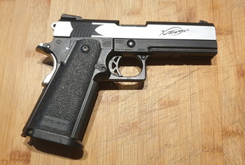Afbeelding 2 van Tokyo Marui Extreme.45 met extended mag