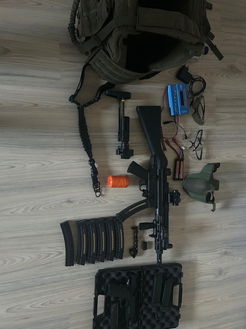 Image 1 for Cyma mp5, veel accessoires