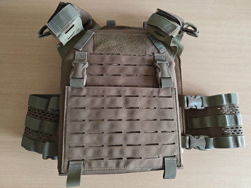 Imagen 1 de Shadow Elite Falcon Plate Carrier Coyote