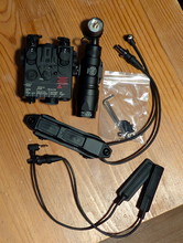 Image pour DBAL-A2 IR/Green Laser and Surefire M300 Set incl. remote