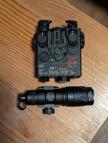 Image 2 pour DBAL-A2 IR/Green Laser and Surefire M300 Set incl. remote