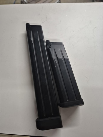 Afbeelding 2 van Armor Works Extended & 30rds gasmag