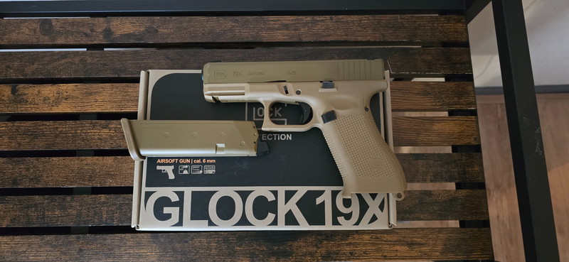 Image 1 pour Umarex Glock 19x izgs