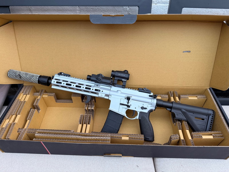 Image 1 for Custom HK416 fully cerakote