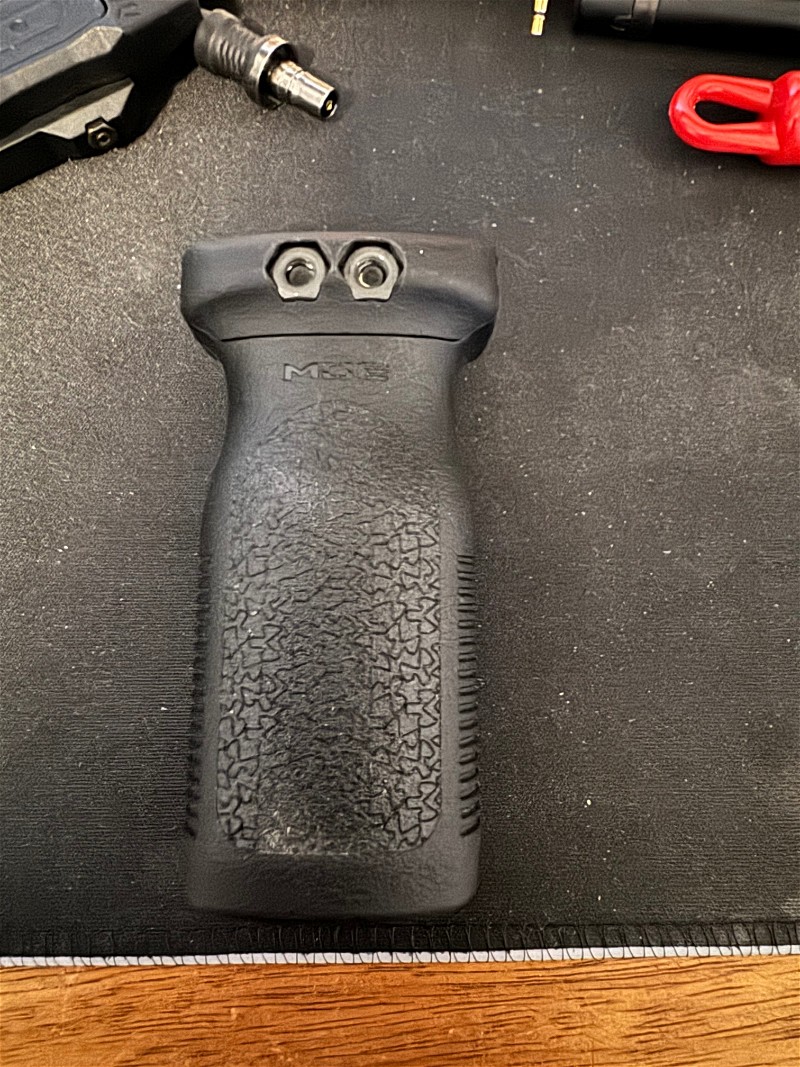 Image 1 for Magpul foregrip