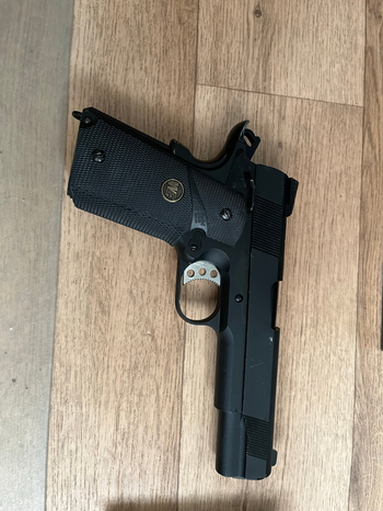 Bild 2 für WE 1911 + Holster + 2 mags