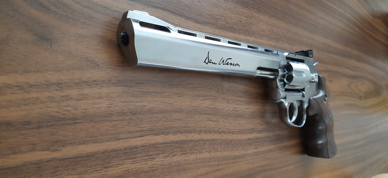 Image 1 for Dan Wesson 8 inch Chrome revolver, CO2