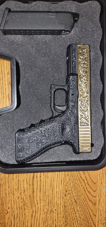 Imagen 2 de WE Glock 17 ivory