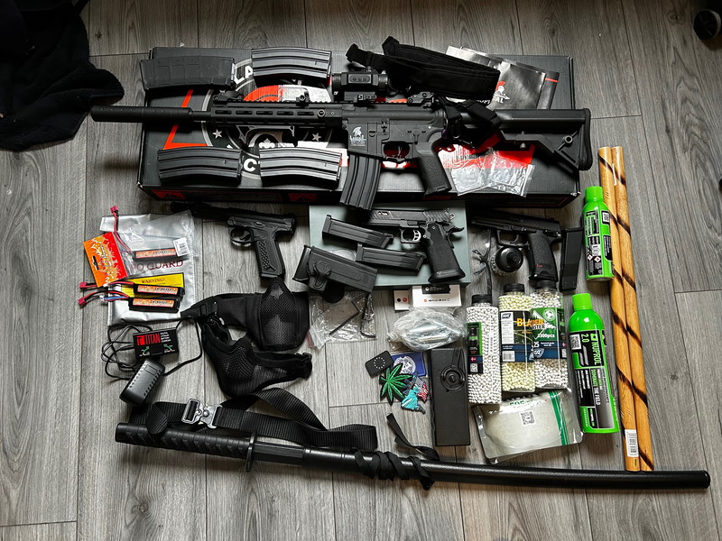 Afbeelding 1 van Verkoop gehele airsoft inboedel prijs bespreekbaar
