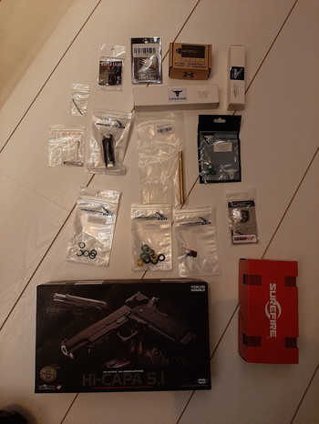 Bild 3 für Tokyo Marui Hi-Capa 5.1 + 4 mags