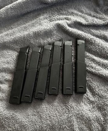 Imagen 3 de Krytac Kriss Vector GBB Black // Upgrades // 6 gas mags // HPA Adapter Drum Mag