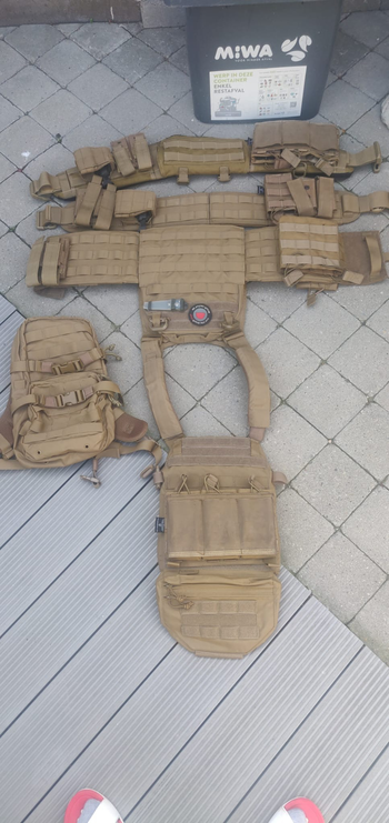 Image 2 for warrior dcs met dangler pouch en cargo pack