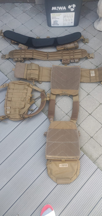 Imagen 3 de warrior dcs met dangler pouch en cargo pack