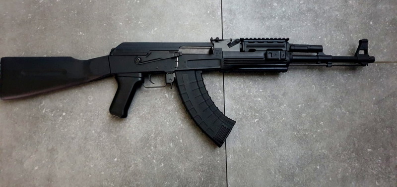 Bild 1 für Classic army AK74 met 2 mags