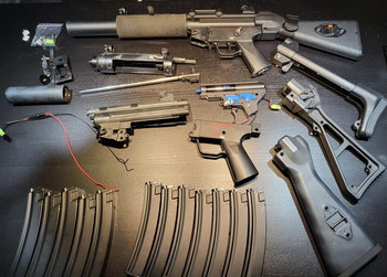 Image 2 pour Oude mp5 te koop (Cyma body + ICS Internals) met reserveonderdelen en mags