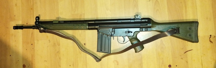 Imagen para UMAREX/WE H&K G3 with real G3 furniture and sling