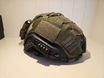 Image 2 for FMA Helm met cover en pouch