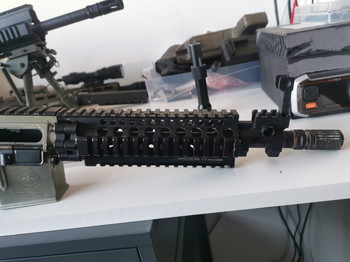 Bild 2 für G&P Vltor MUR-1 Type Metal Body met AR15 Lite Rail 7.0