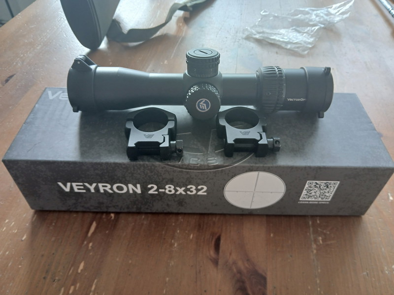 Image 1 pour Vector optics veyron 2-8x32 richtkijker.