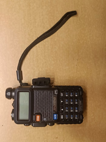 Bild 4 für BAOFENG UV-5R FM MET NAGOYA NA-771