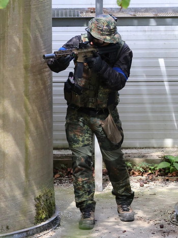 Imagen 2 de Flecktarn direct action VANGUARD Combat Trousers maat M