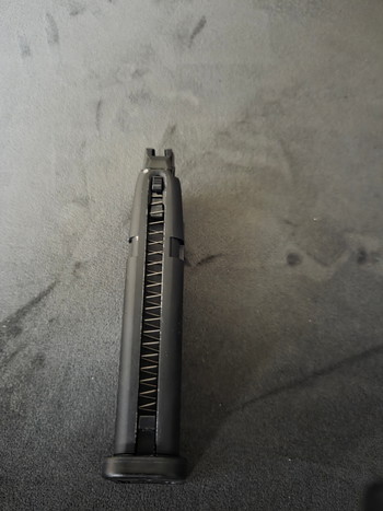 Afbeelding 3 van Vfc Glock 17 gas blowback magazine