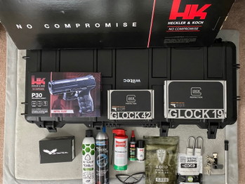 Image 2 for Airsoft-Komplettset : HK416 , Glock 19, Glock 42 und Zubehörpaket (NEU)
