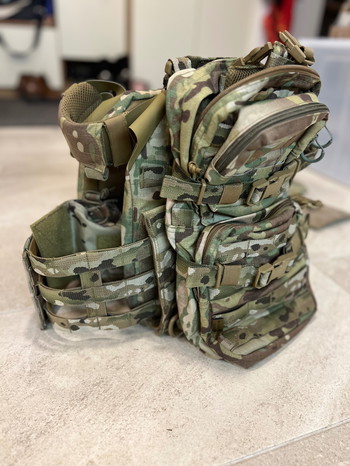 Image 3 pour Low Profile Plate Carrier V2 (ladder sides) with FULL pouches set!