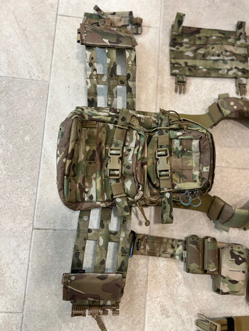 Image 4 pour Low Profile Plate Carrier V2 (ladder sides) with FULL pouches set!